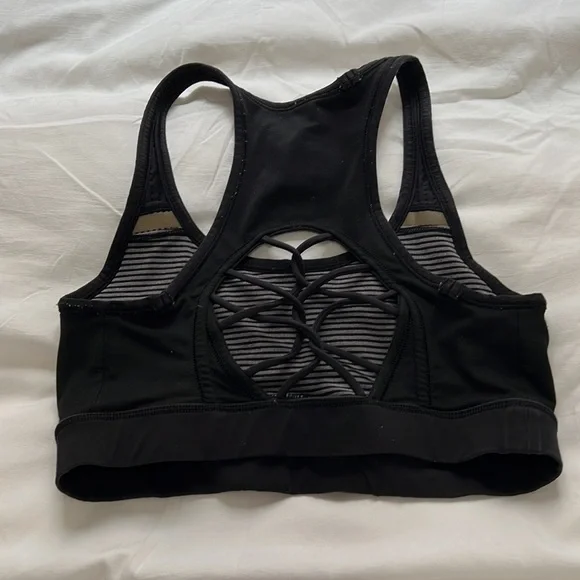Lululemon Black and Gray Striped Strappy Back Sports Bra - Picture 6 of 6